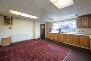 Photo 33- click for photo gallery